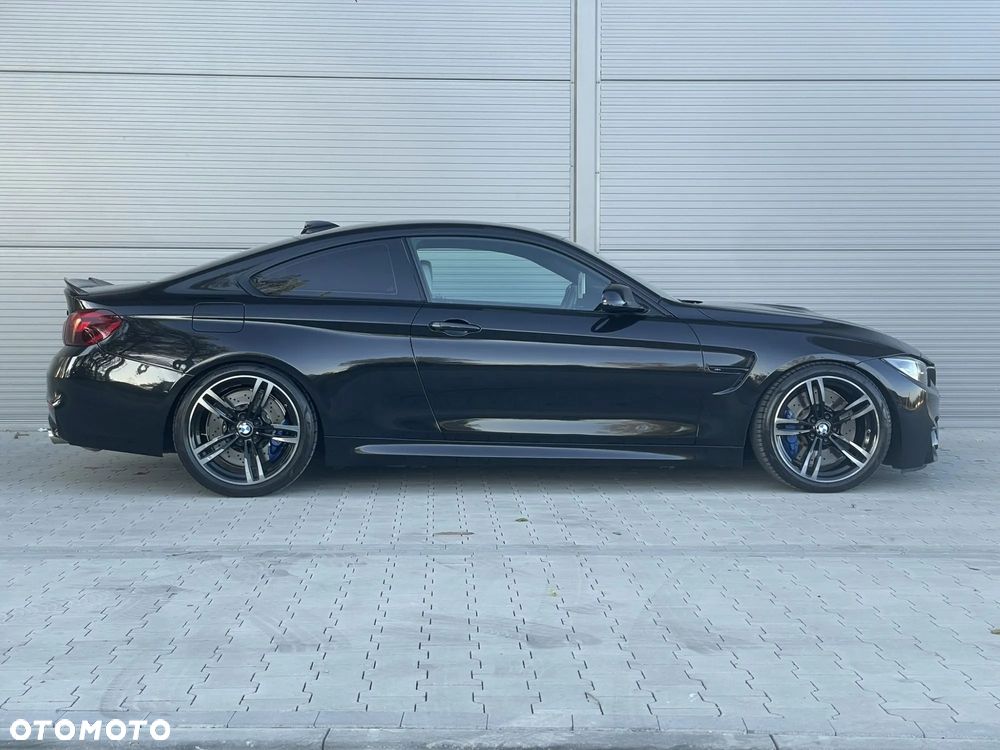 BMW M4 Coupe DKG - 4