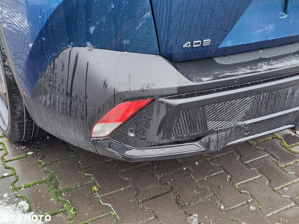 Peugeot 408 1.6 Plug-In Hybrid 225 GT EAT8 - 25