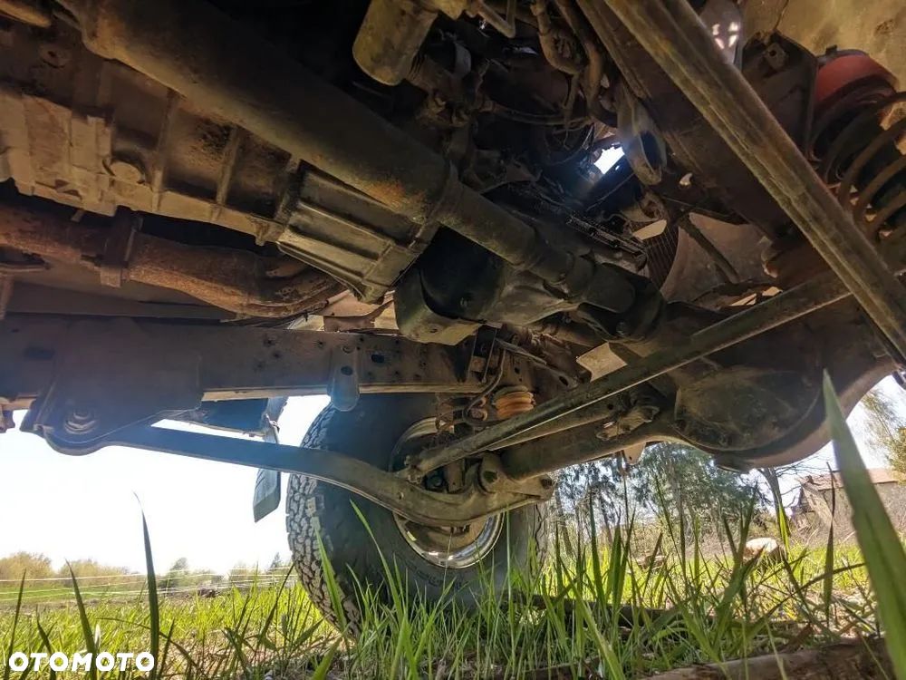 Toyota Land Cruiser RJ70 - 10