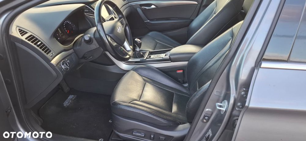 Hyundai i40 2.0 Premium - 8