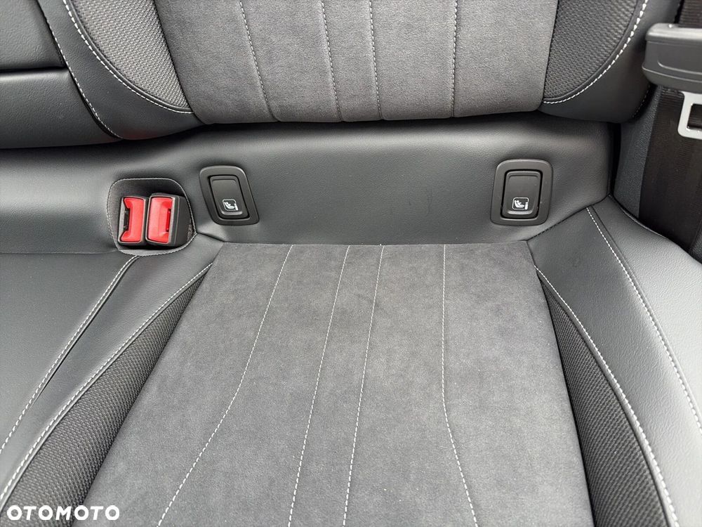 Volkswagen T-Roc 1.5 eTSI Style DSG - 26