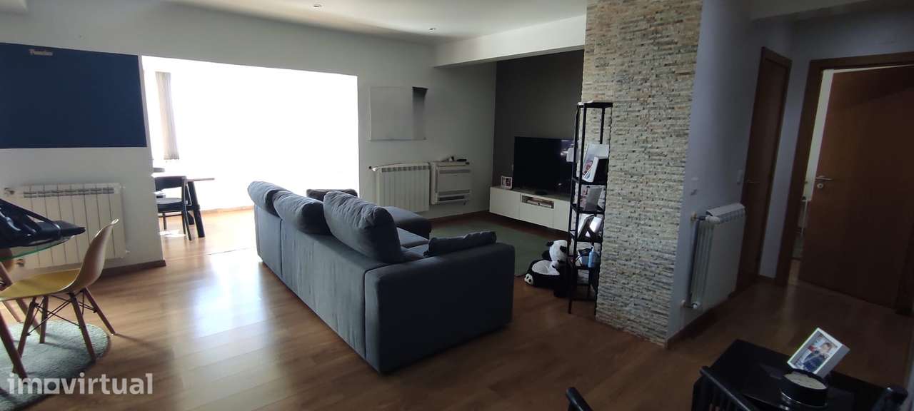Penthouse T4  com Terraço de 108 m² no Cacém-Totalmente Remodelada - Grande imagem: 5/24