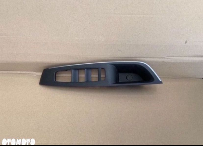 ramka panelu szyb Initiale Paris Renault koleos II 2 lift