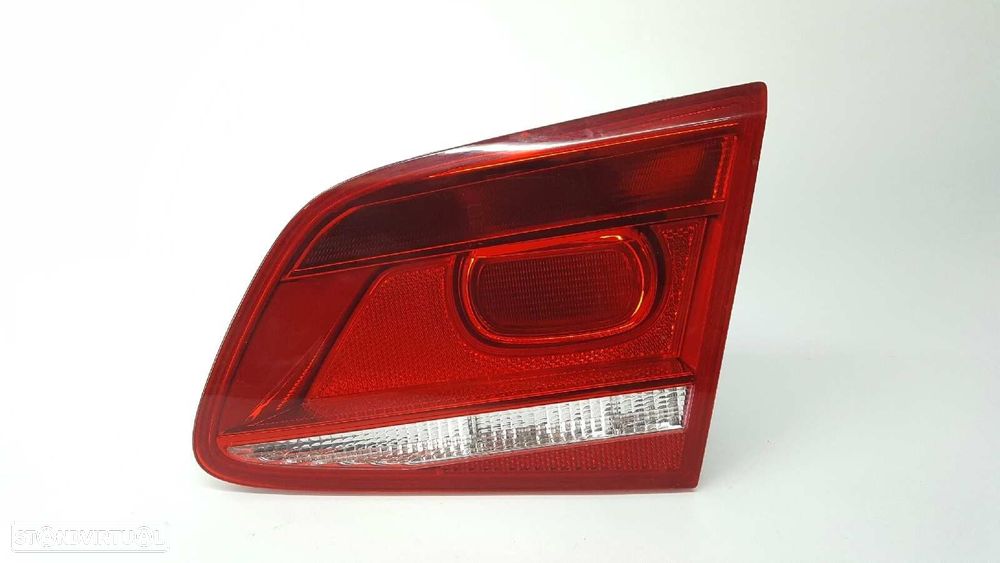 FAROLIM TRASEIRO DIREITO VOLKSWAGEN PASSAT LIM. (362) HIGHLINE BLUEMOTION - 1