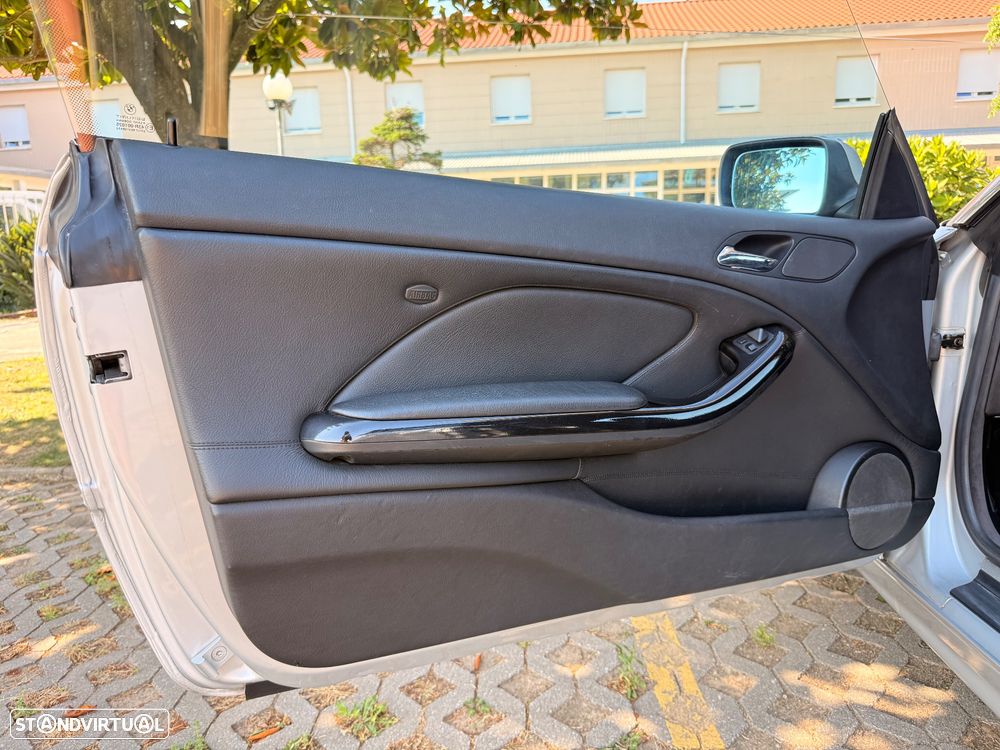 BMW 320 Ci Cabrio - 16