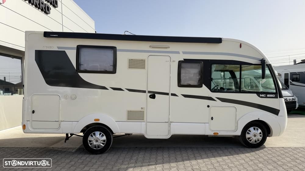 Itineo Famili MC650 cama central à esquerda e basculante - 48