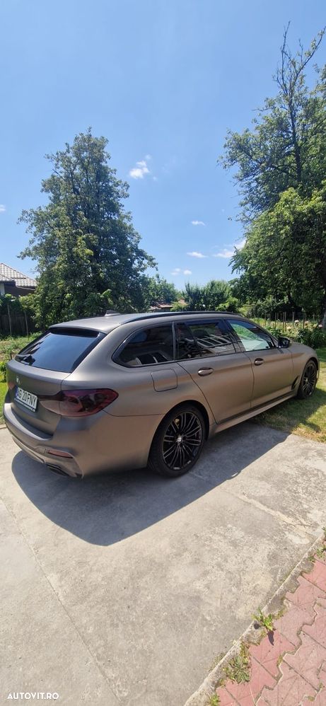 BMW Seria 5 530d xDrive Touring Aut. Sport Line - 2