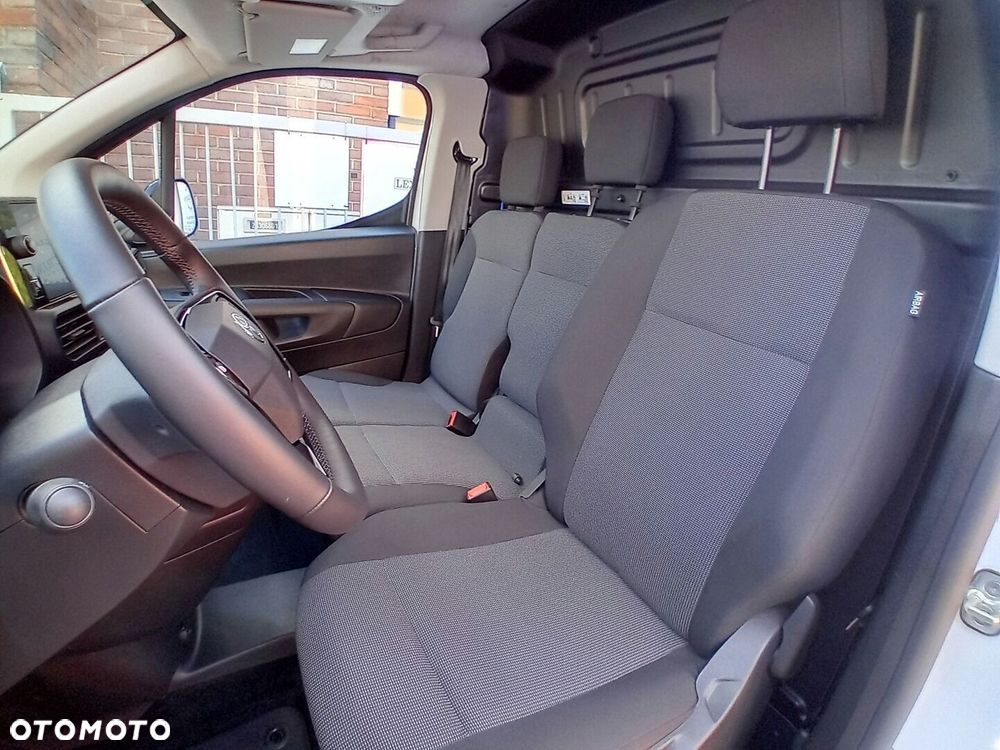 Toyota PROACE CITY - 12