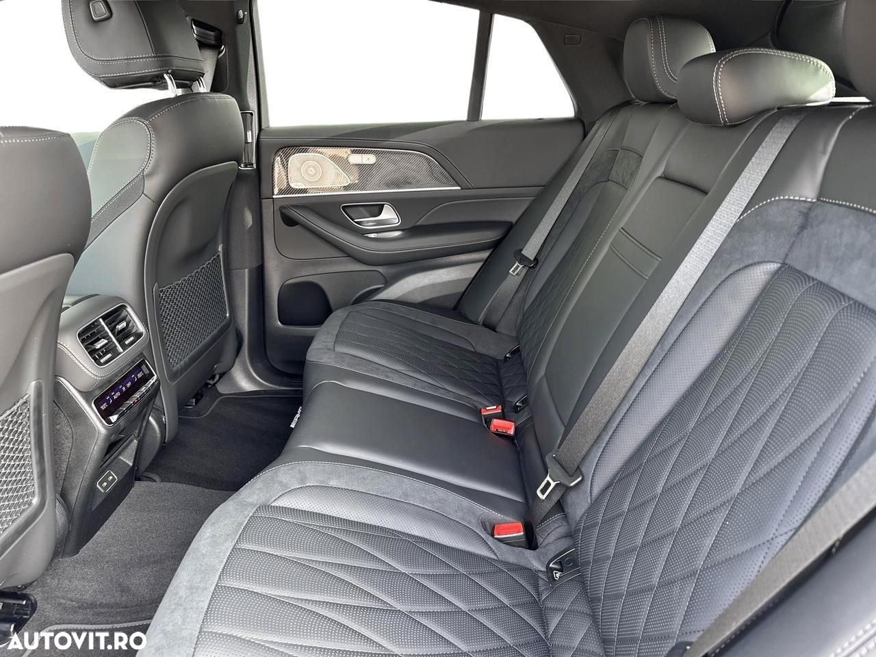 Mercedes-Benz GLE Coupe AMG 53 PHEV - 10