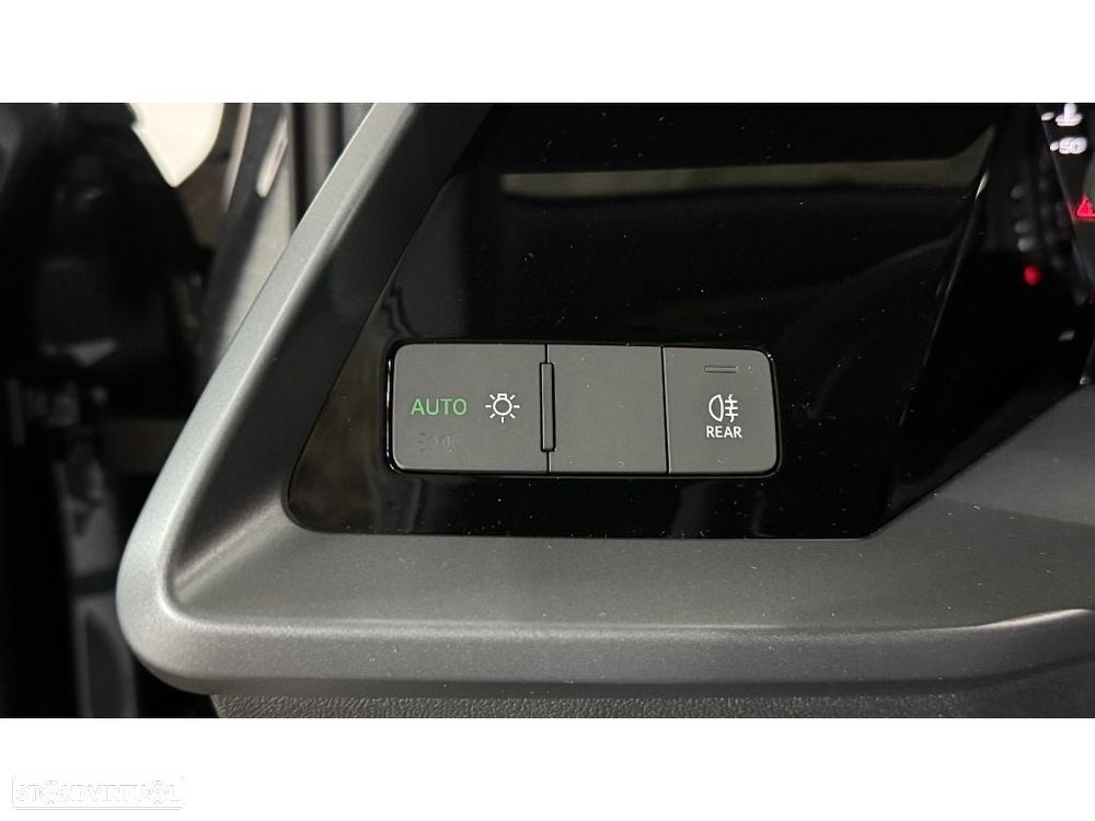 Audi A3 Sportback 30 TDI S line - 19