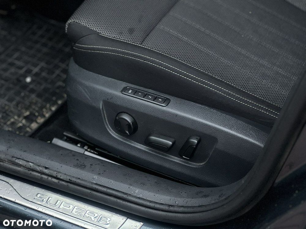 Skoda Superb 1.5 TSI Style DSG - 14