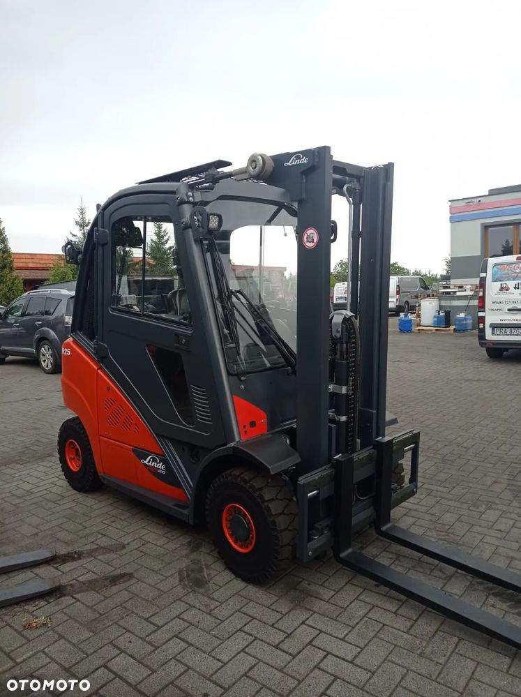 Linde H25D-02 - 7