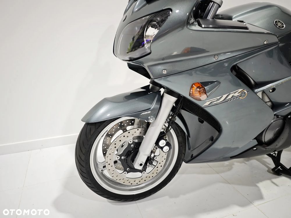 Yamaha FJR - 12