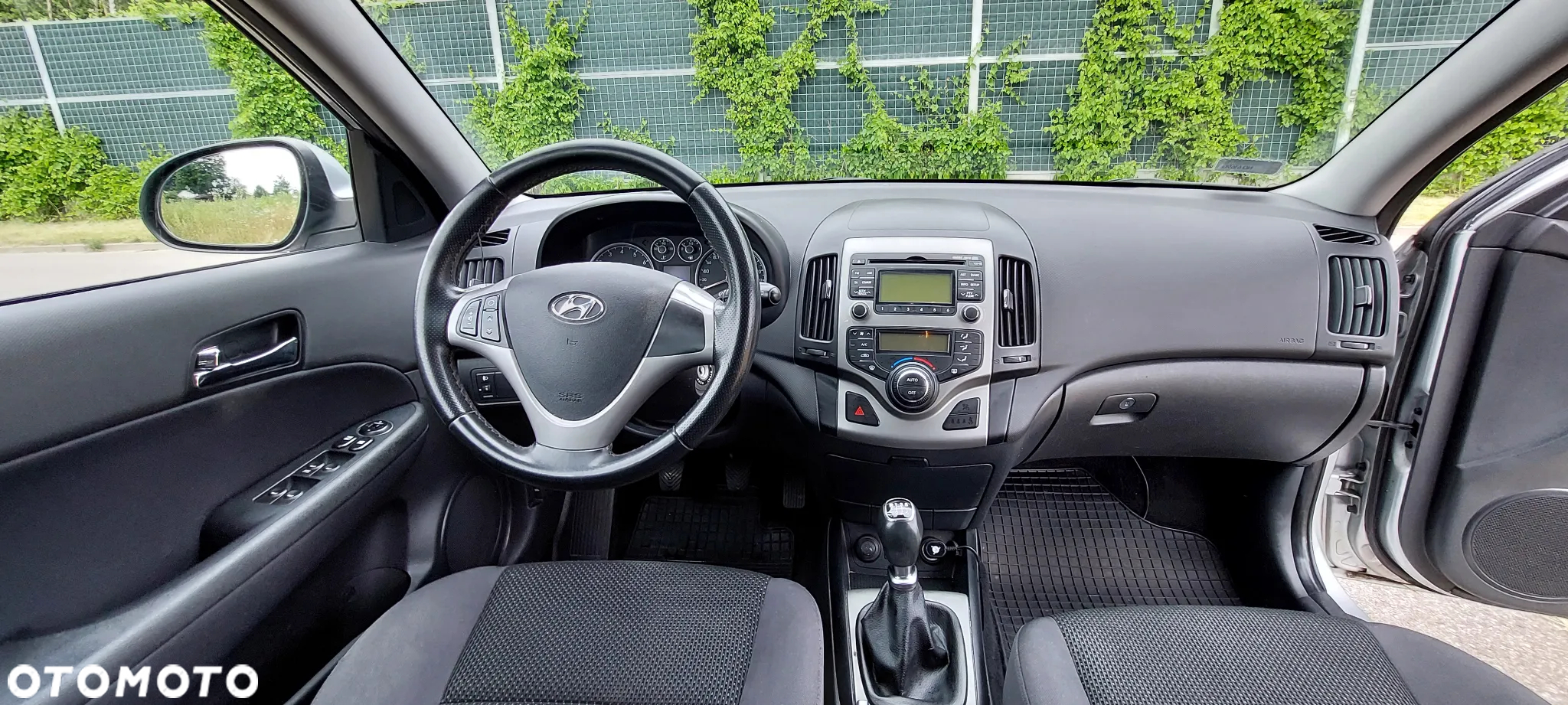 Hyundai i30 1.6 Comfort - 10