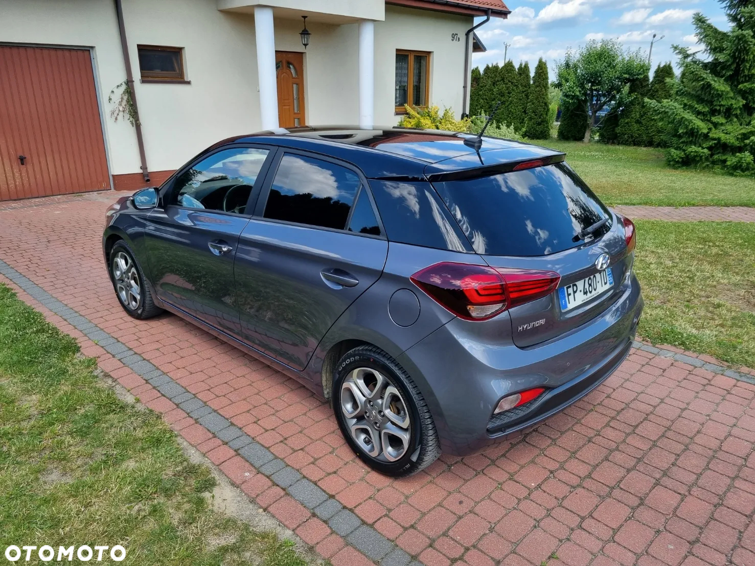 Hyundai i20 blue 1.2 Advantage+ - 15