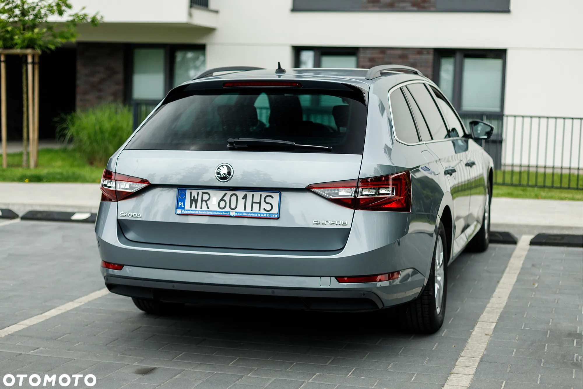 Skoda Superb 2.0 TDI Sportline - 12