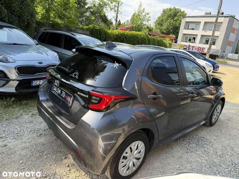 Toyota Yaris - 5