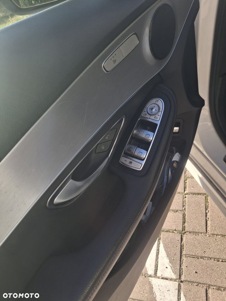 Mercedes-Benz Klasa C 200 7G-TRONIC - 13