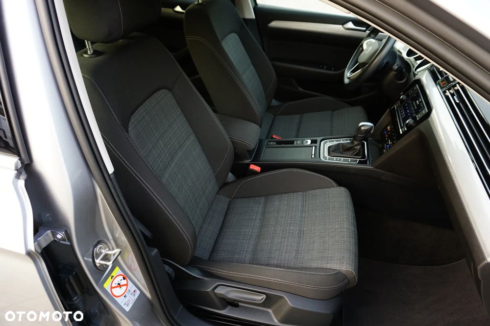 Volkswagen Passat Variant 1.5 TSI EVO Business DSG - 30