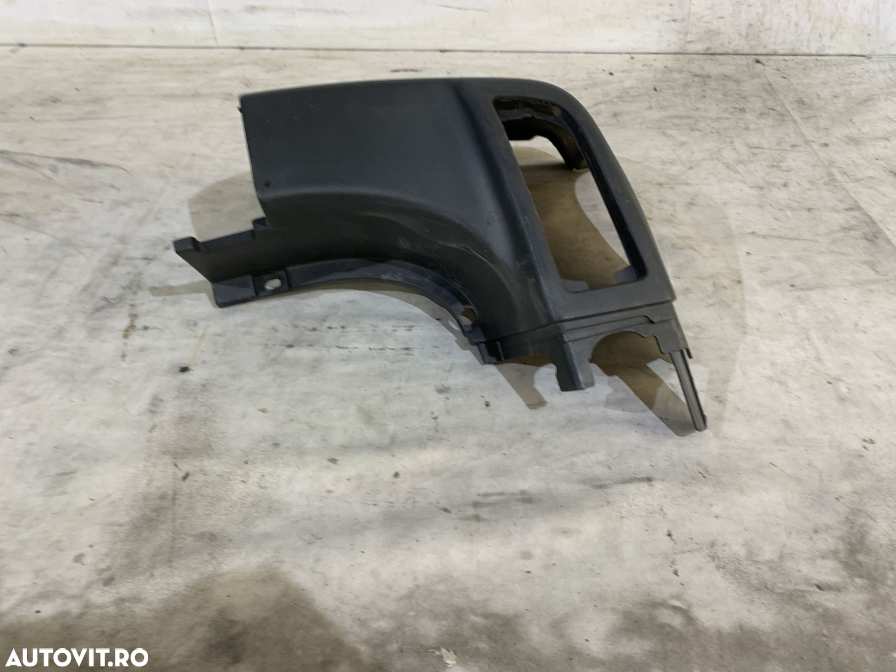Flaps dreapta Bara spate, Mercedes Sprinter, 2007, 2008, 2009, 2010, 2011, 2012, 2013, cod origine OE A9068802371. - 2