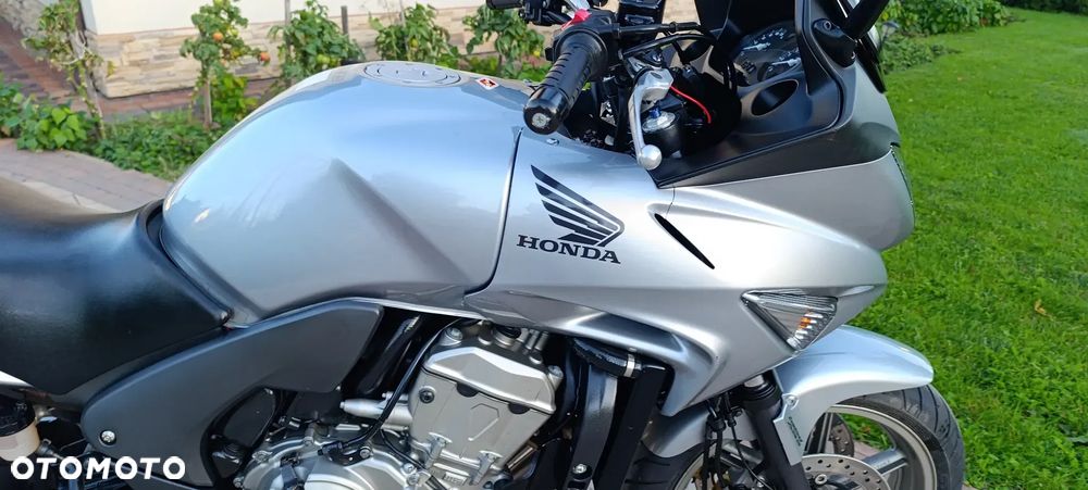Honda CBF - 26