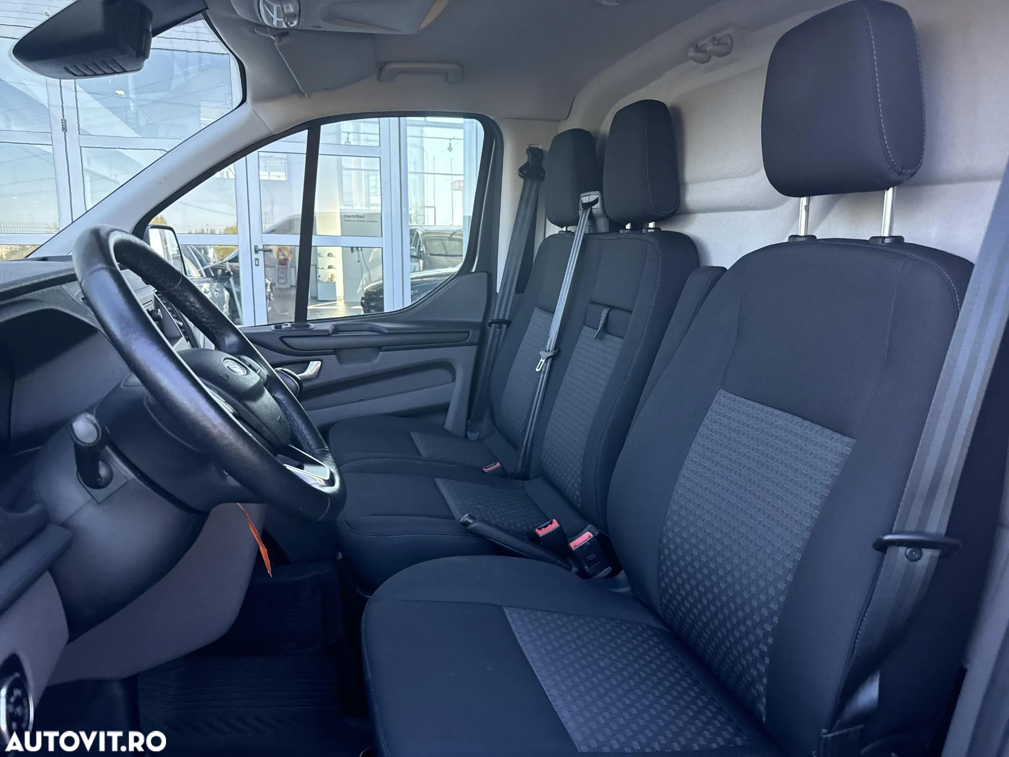 Ford Transit Custom - 10