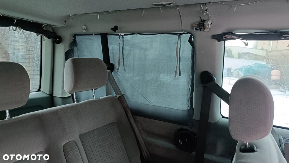 Volkswagen Transporter - 8