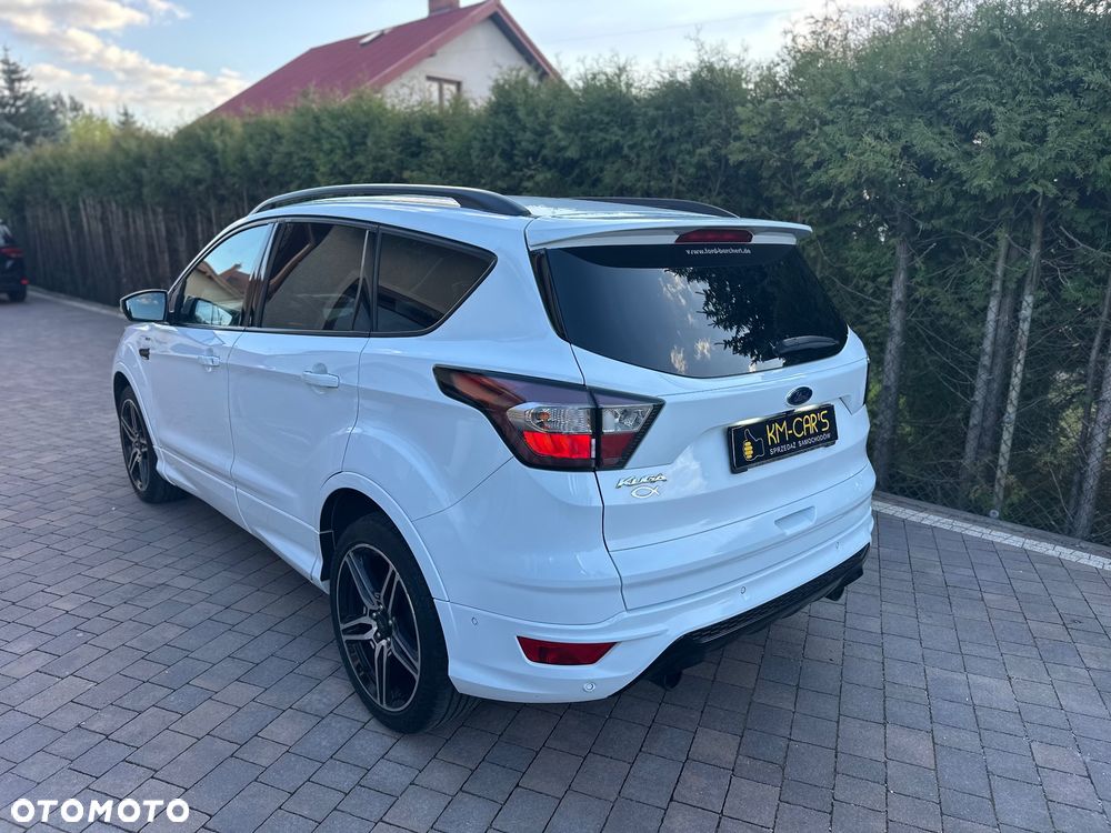 Ford Kuga 2.0 TDCi 2x4 ST-Line - 22