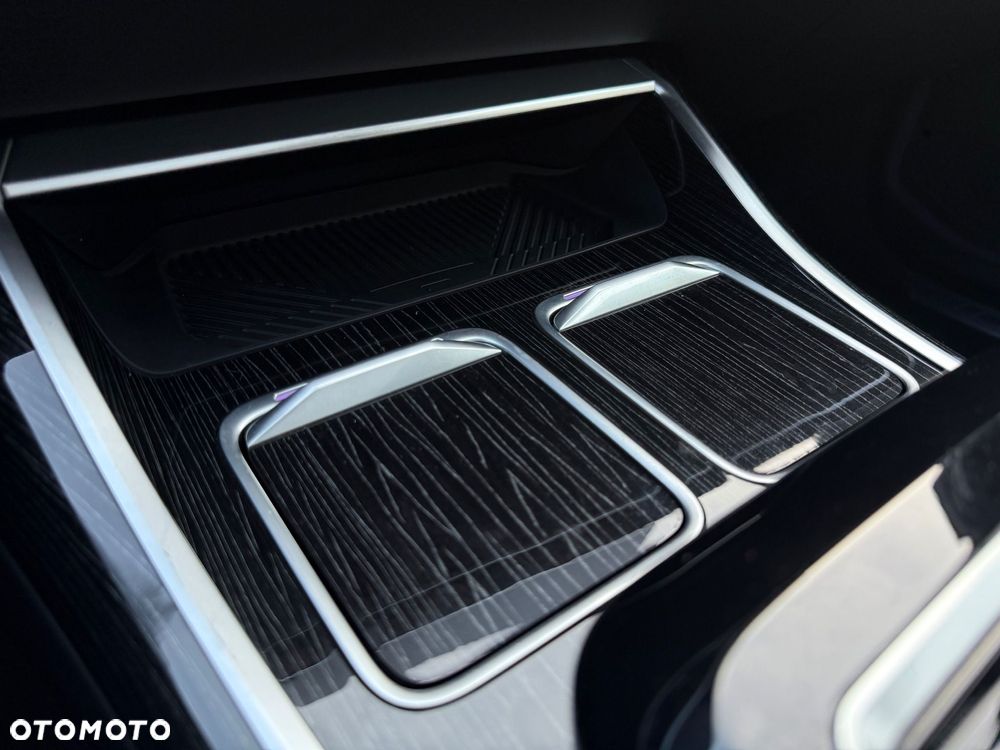 BMW Seria 7 730d xDrive sport - 38