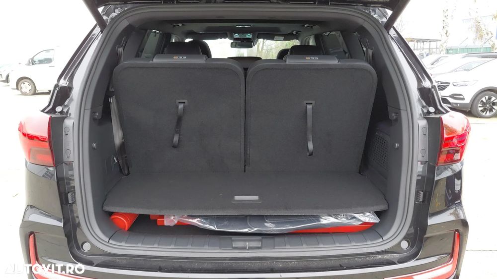 KG Mobility Rexton - 27