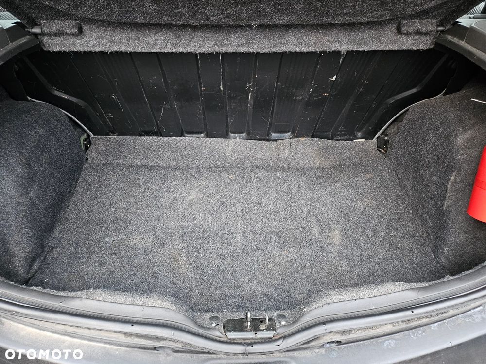 Fiat Punto 1.2 8V - 7