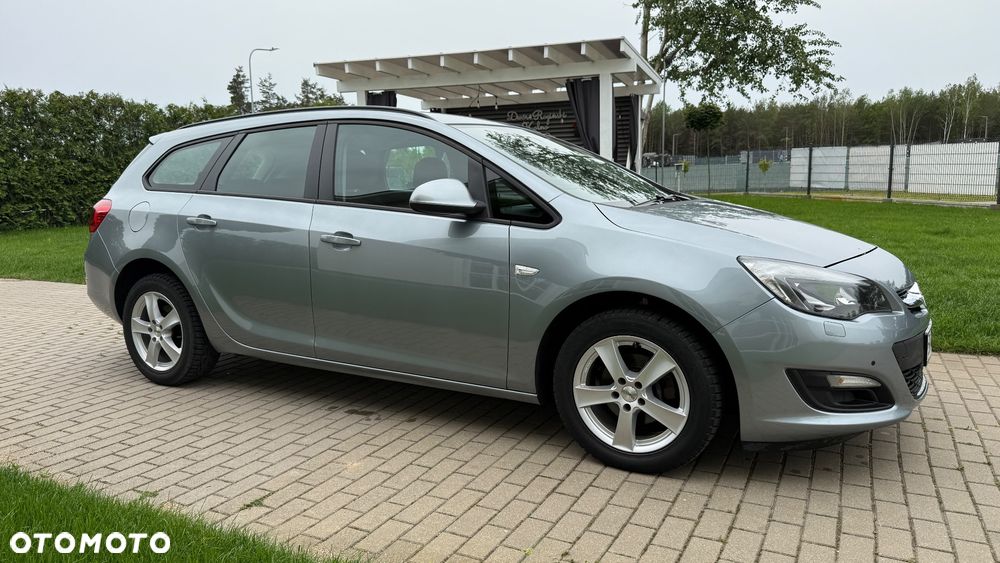 Opel Astra 1.4 T Enjoy EU6 - 4
