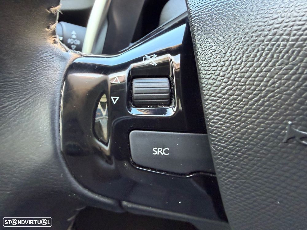 Peugeot 308 1.5 BlueHDi Style EAT8 - 33