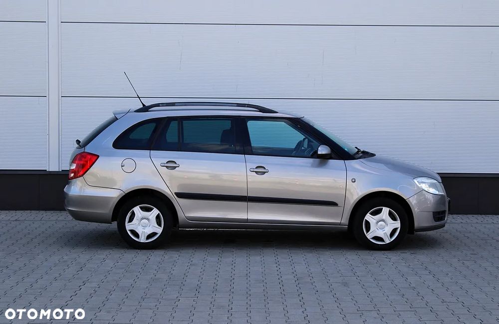 Skoda Fabia 1.4 16V Ambiente - 7