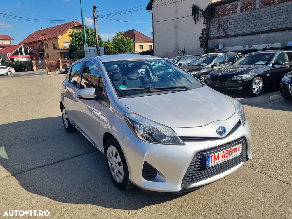 Toyota Yaris 1.5 VVT-i HSD Luna - 24