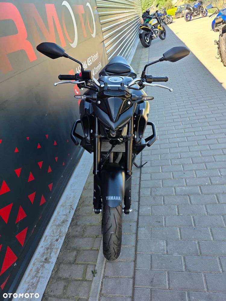 Yamaha MT - 13