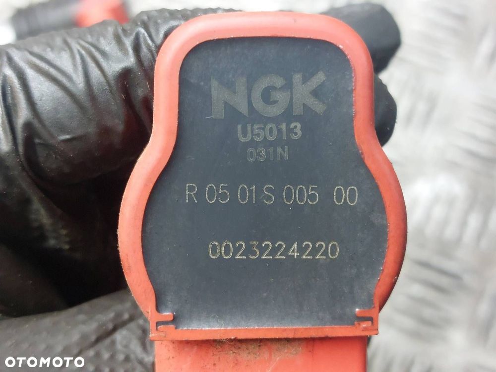 CEWKA ZAPŁONOWA KOMPLET AUDI A4 B6 2.0 20V NGK U5013 ID: 236698 - 5