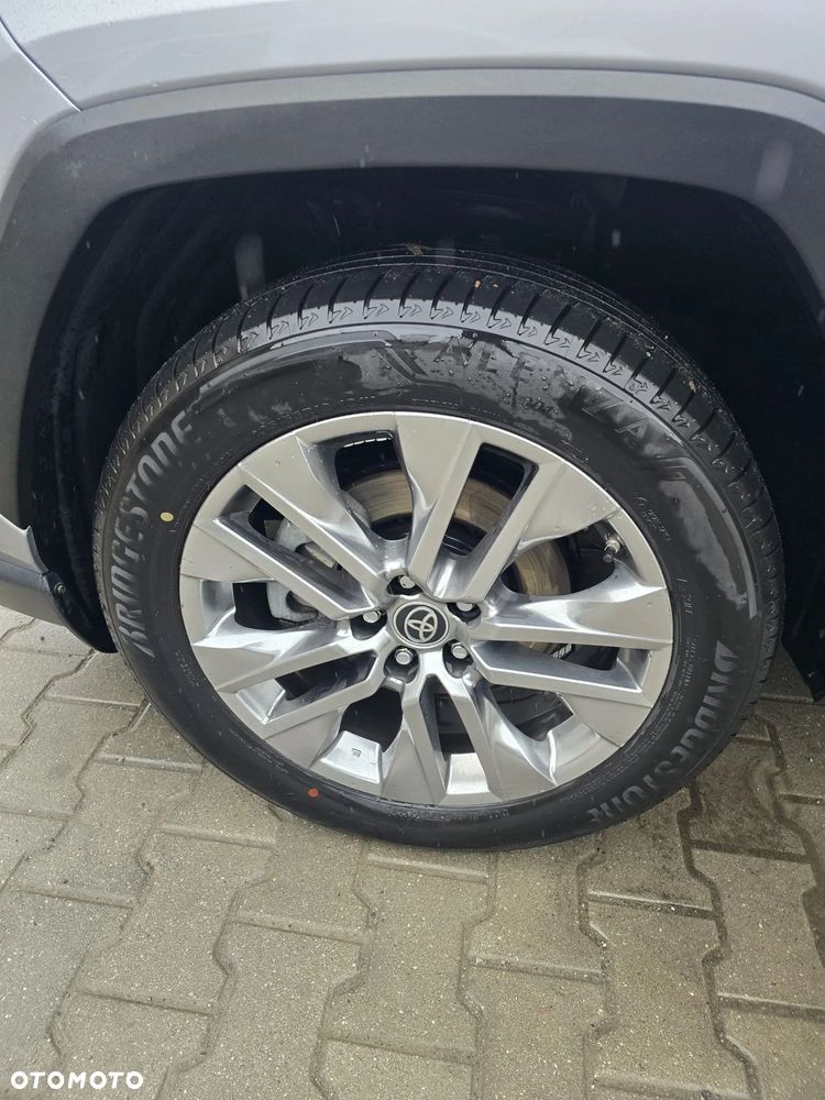 Toyota RAV4 - 2
