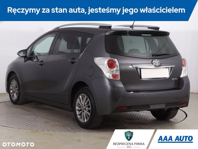 Toyota Verso - 6