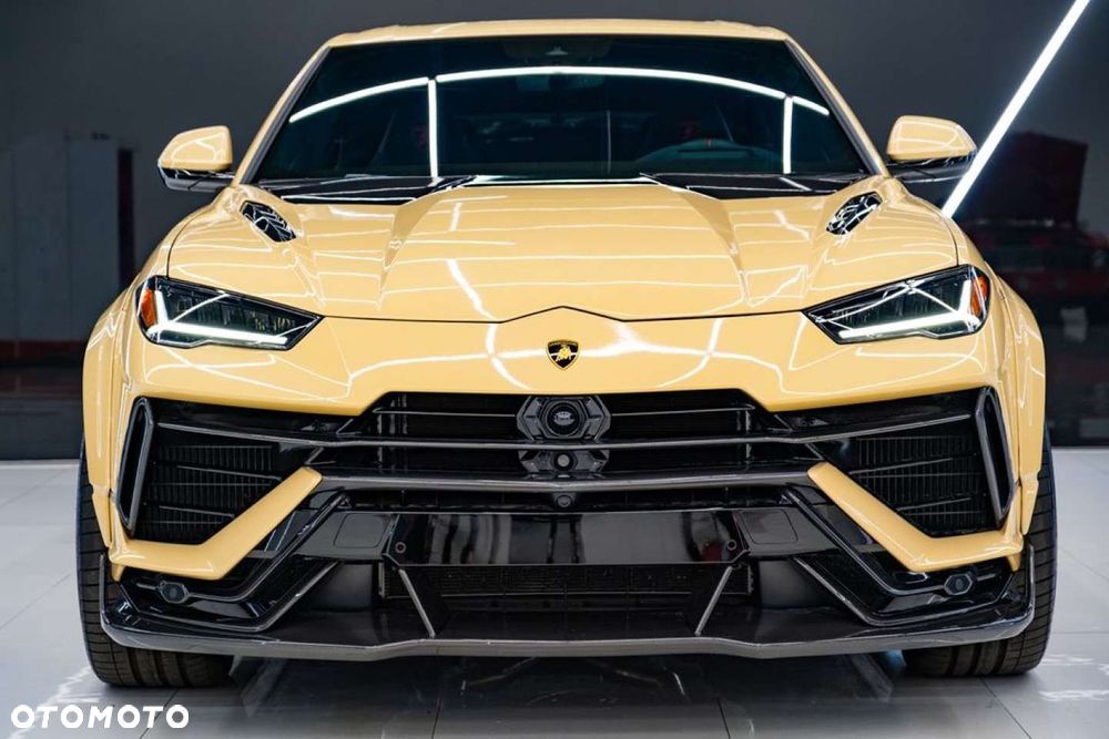 Lamborghini Urus - 13