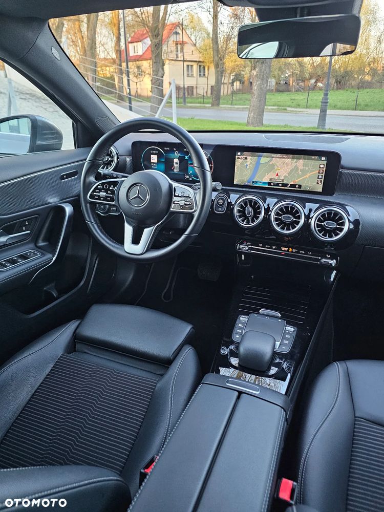 Mercedes-Benz Klasa A 200 d AMG Line 8G-DCT - 18