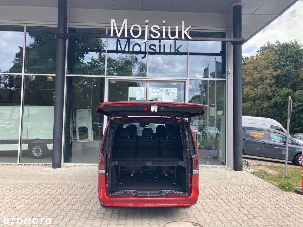 Mercedes-Benz Klasa V - 14