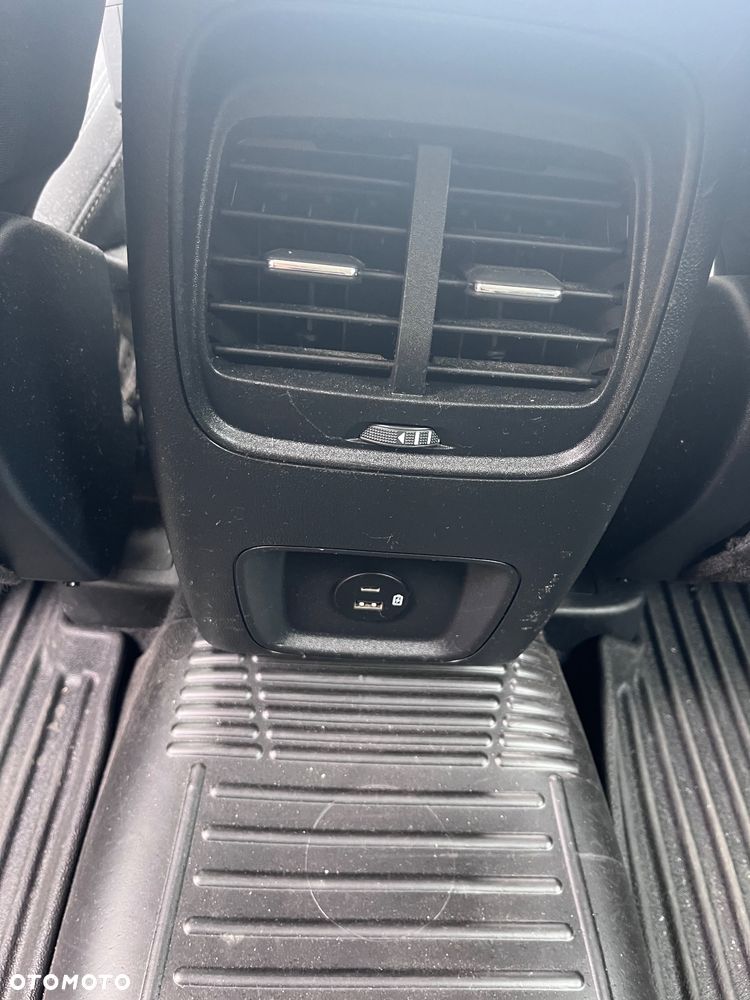 Ford Kuga 2.0 EcoBlue AWD Titanium - 16