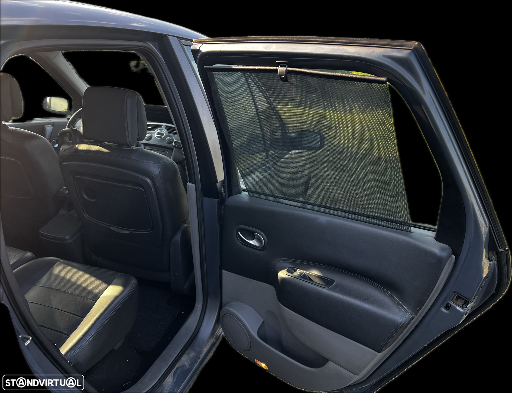 Renault Scénic 1.5 dCi Confort - 8