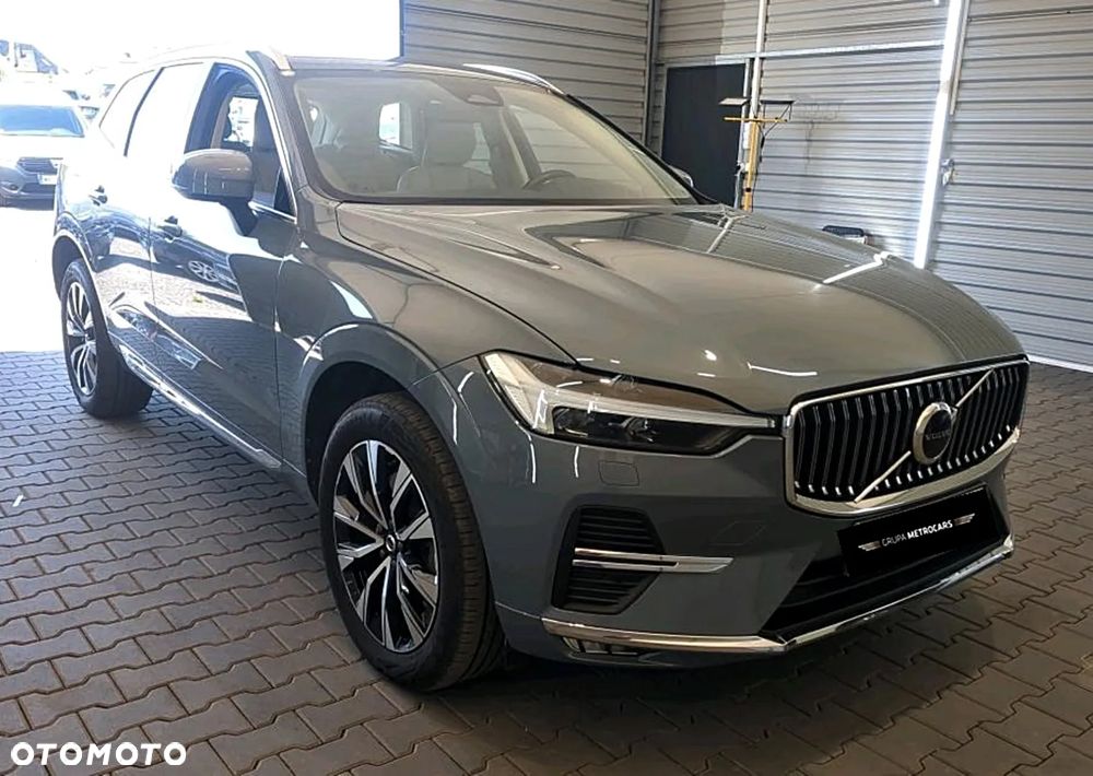 Volvo XC 60 B4 D AWD Plus Bright - 5