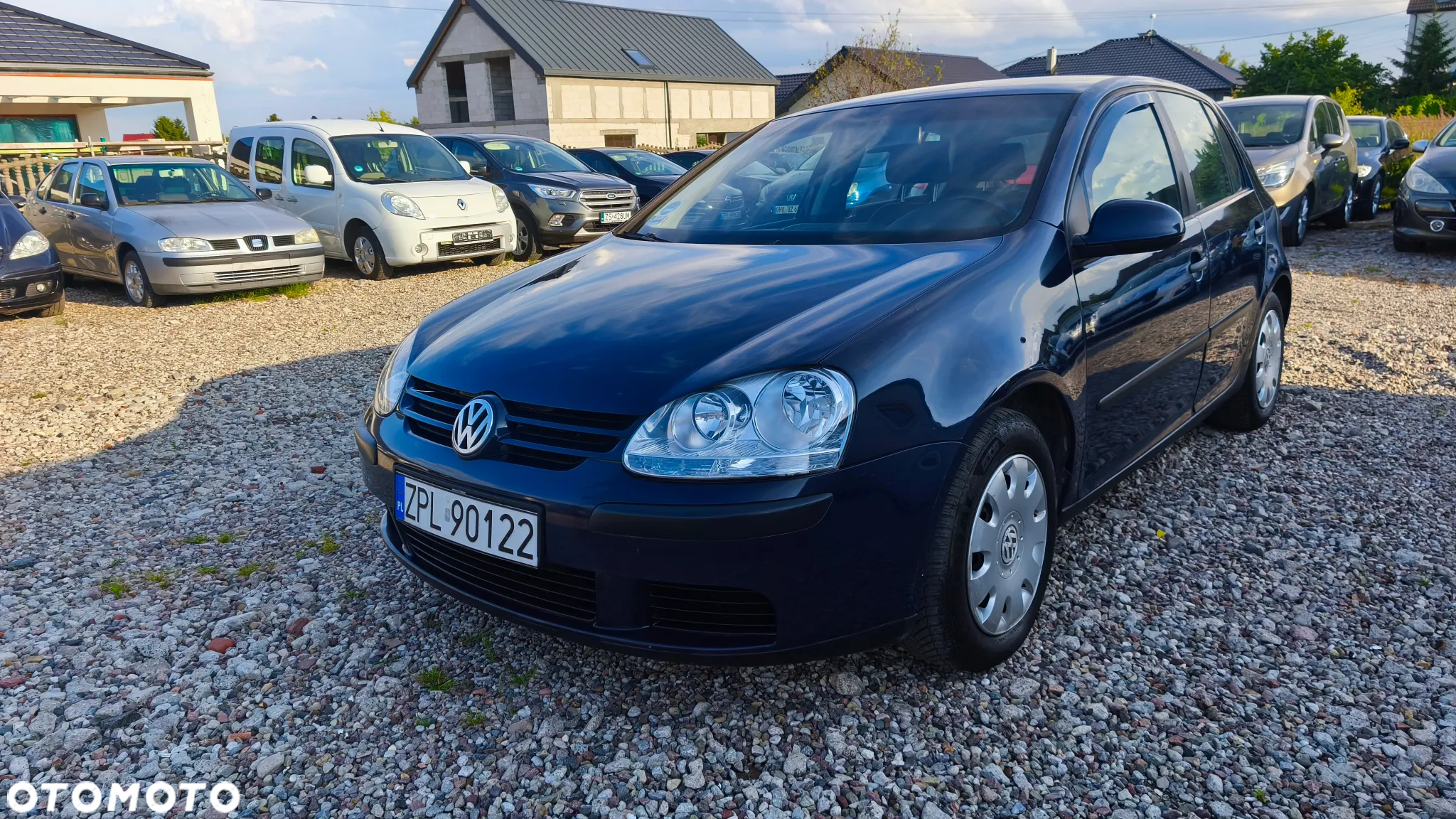 Volkswagen Golf - 2