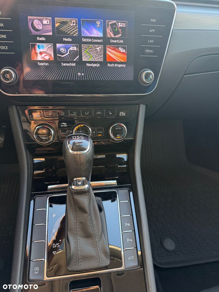 Skoda Superb 1.5 TSI ACT L&K DSG - 24