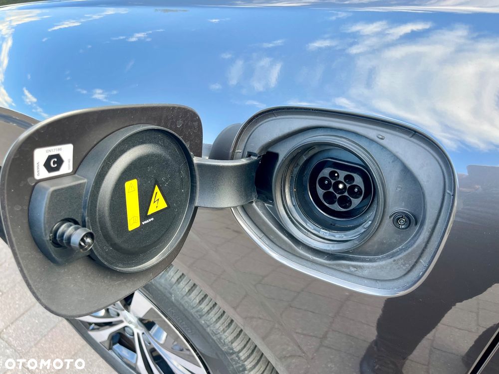 Volvo XC 60 T6 AWD Plug-In Hybrid Inscription - 36