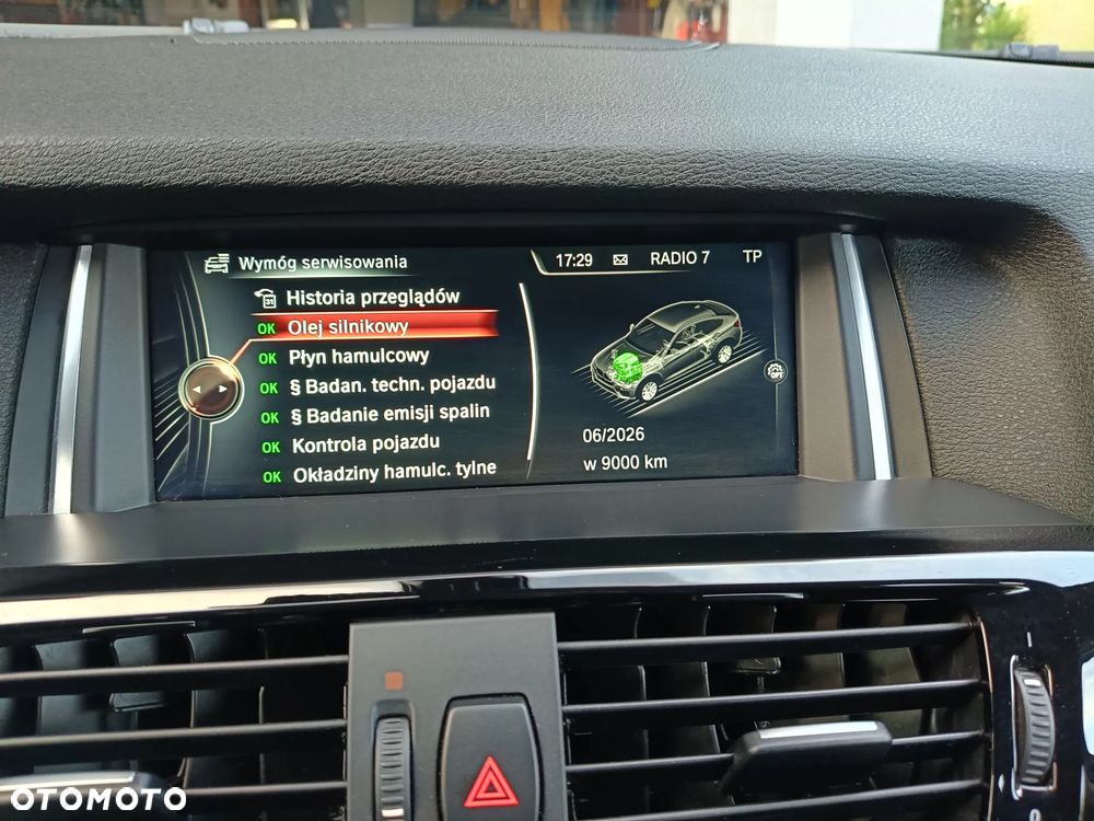 BMW X4 xDrive20i - 29