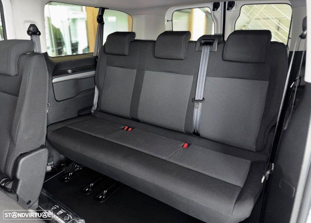 Peugeot e-Expert 75 kWh Semi-Vidrado Premium Long - 11
